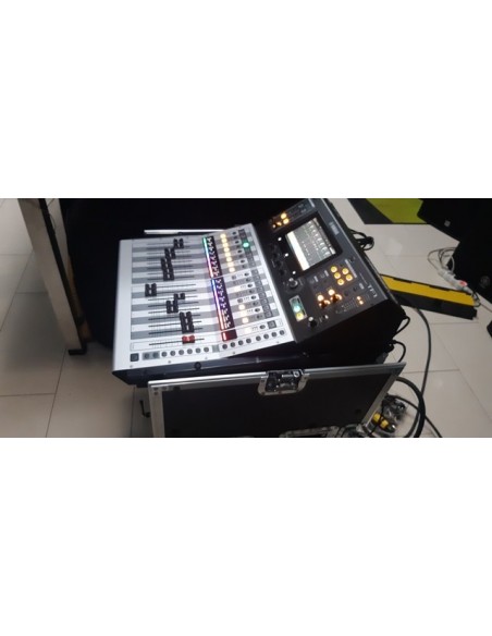 Rack combo mixer 19" 8U cu roti